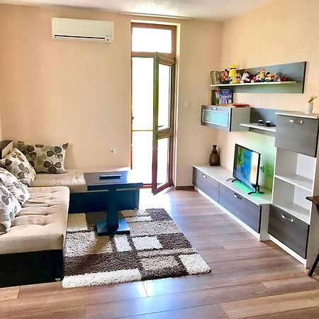 Apartment Feo Сандански Екстериор снимка